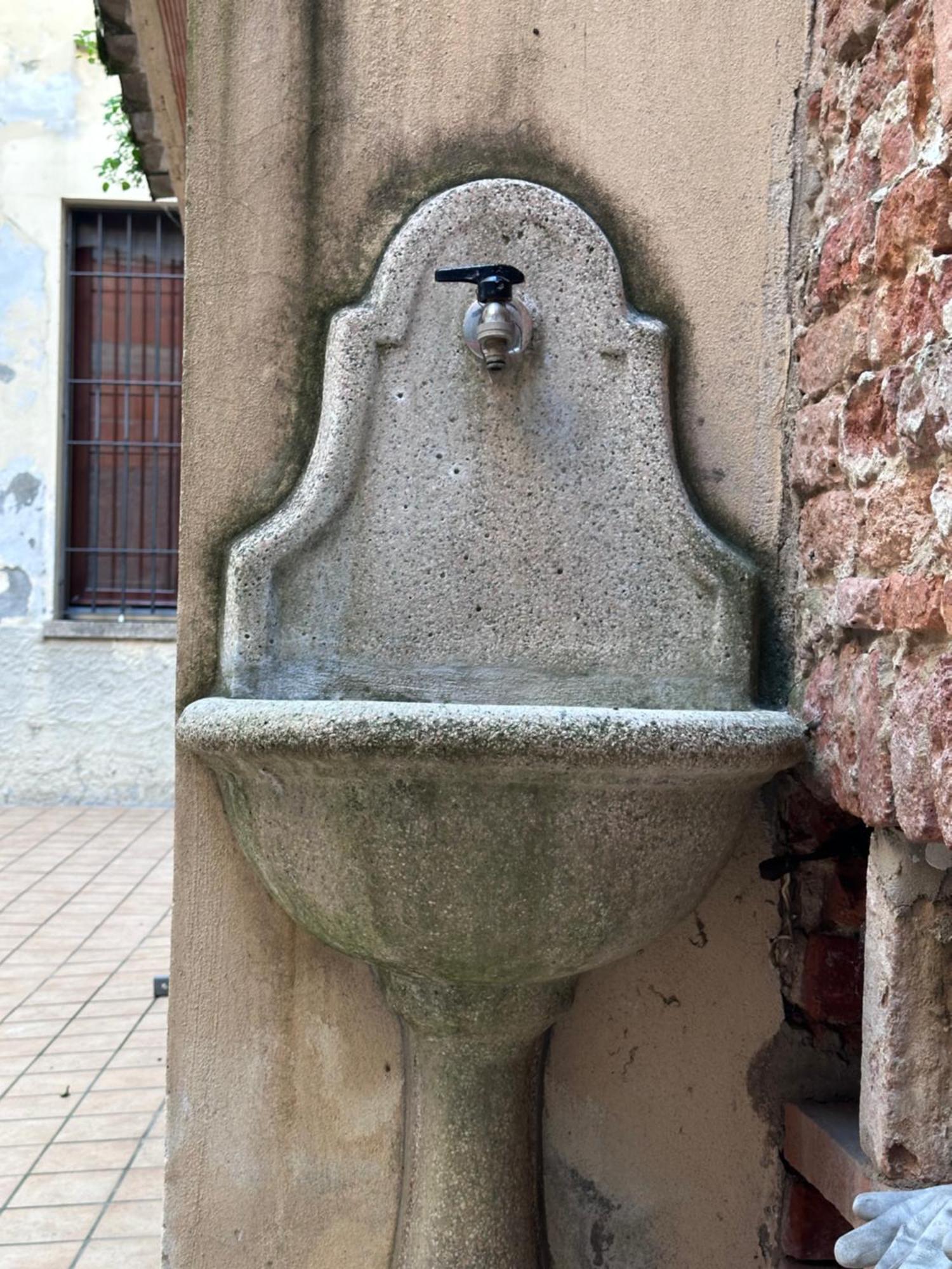 Aselli Palace Cremona Buitenkant foto